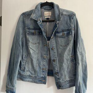 Universal Thread Women's Size Medium "Freeborn" Jean Jacket - NWT